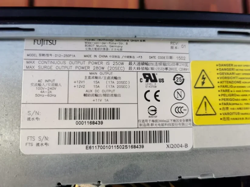 Fujitsu Esprimo E420 E85+