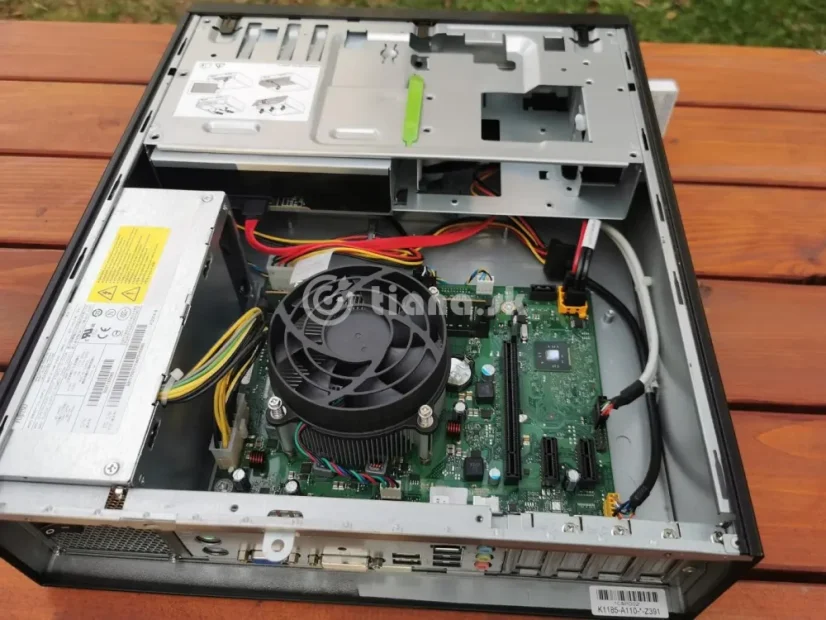 Fujitsu Esprimo E420 E85+, i5-4570, 8GB RAM, 256GB SSD 2,5"